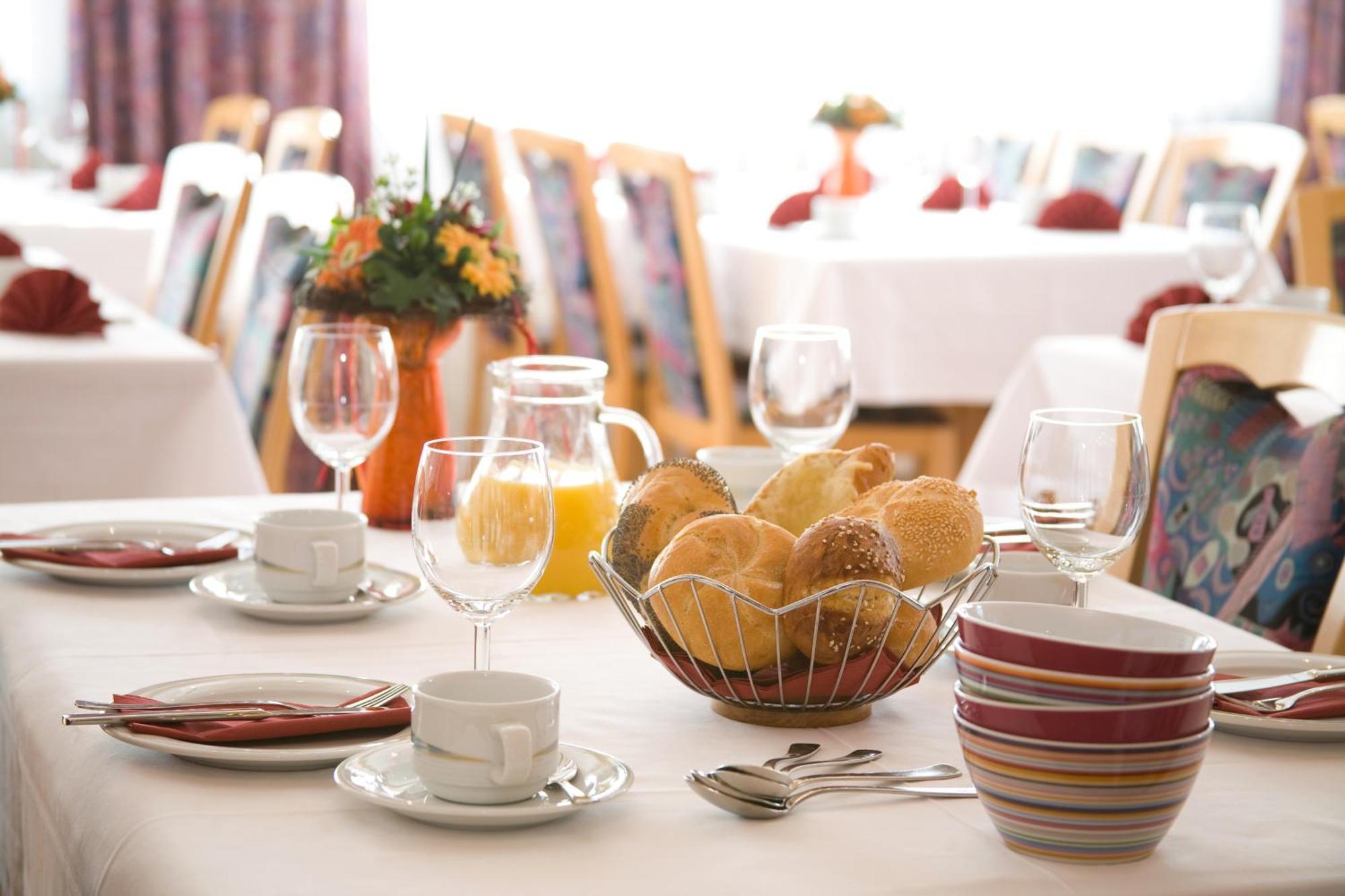 Hotel Gasthof Pension Riebel Etzenricht Екстер'єр фото