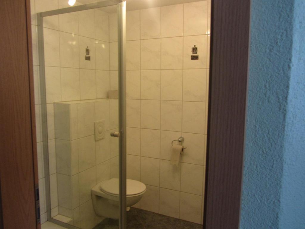 Hotel Gasthof Pension Riebel Etzenricht Номер фото